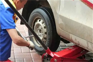 工人体育馆附近拖车24小时服务热线电话